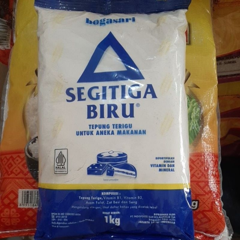 

Tepung Terigu SEGITIGA BIRU 1KG