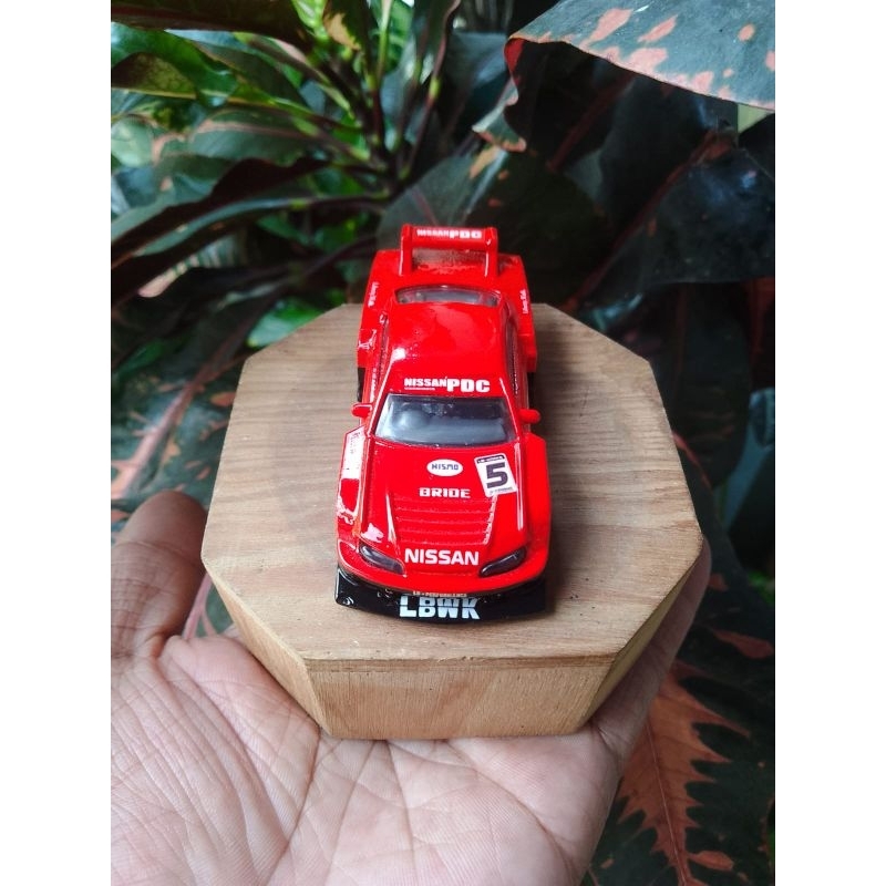 Hot Wheels Nissan Silvia s15 lbwk custom hitam merah ban karet