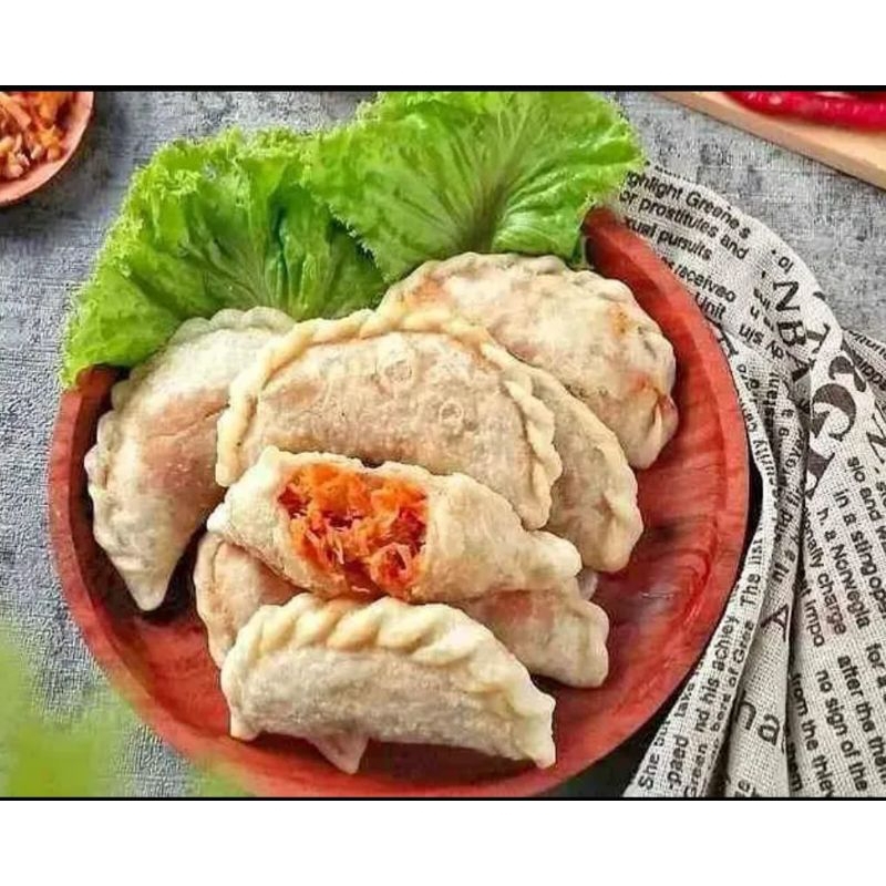 

cireng isi ayam,di jamin enak yuk buruan di order bisa cod