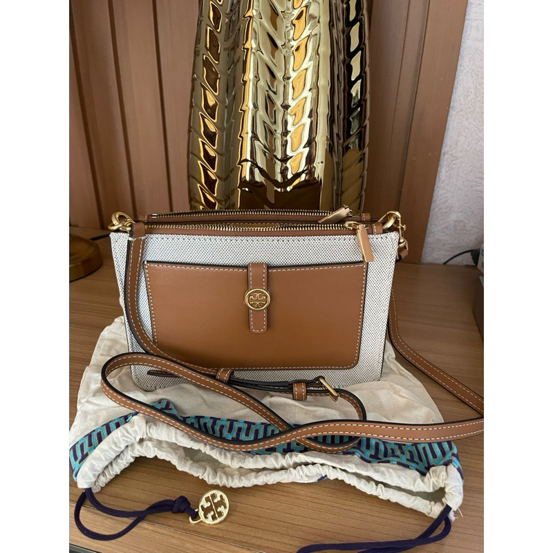 tas selempang mini tory burch..1x pakai.ori fo made in china