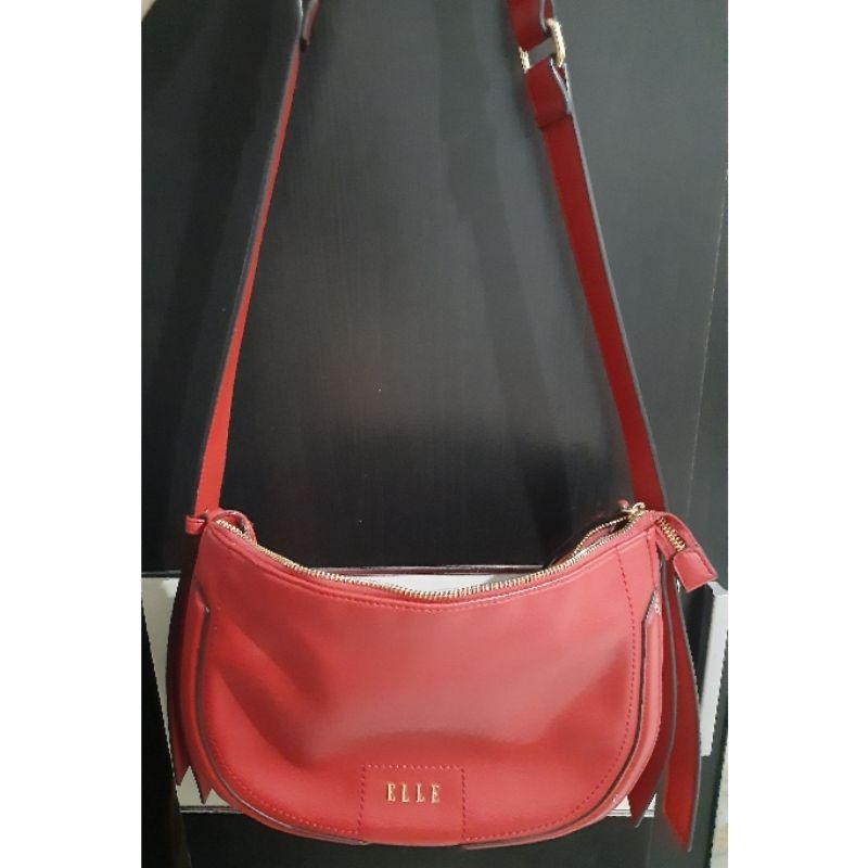 Preloved - Tas selempang merah Elle