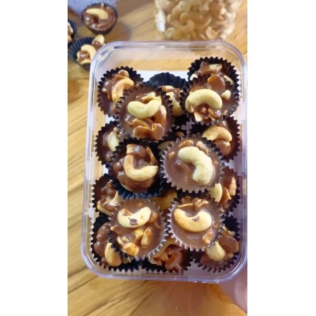 

Coklat Mede