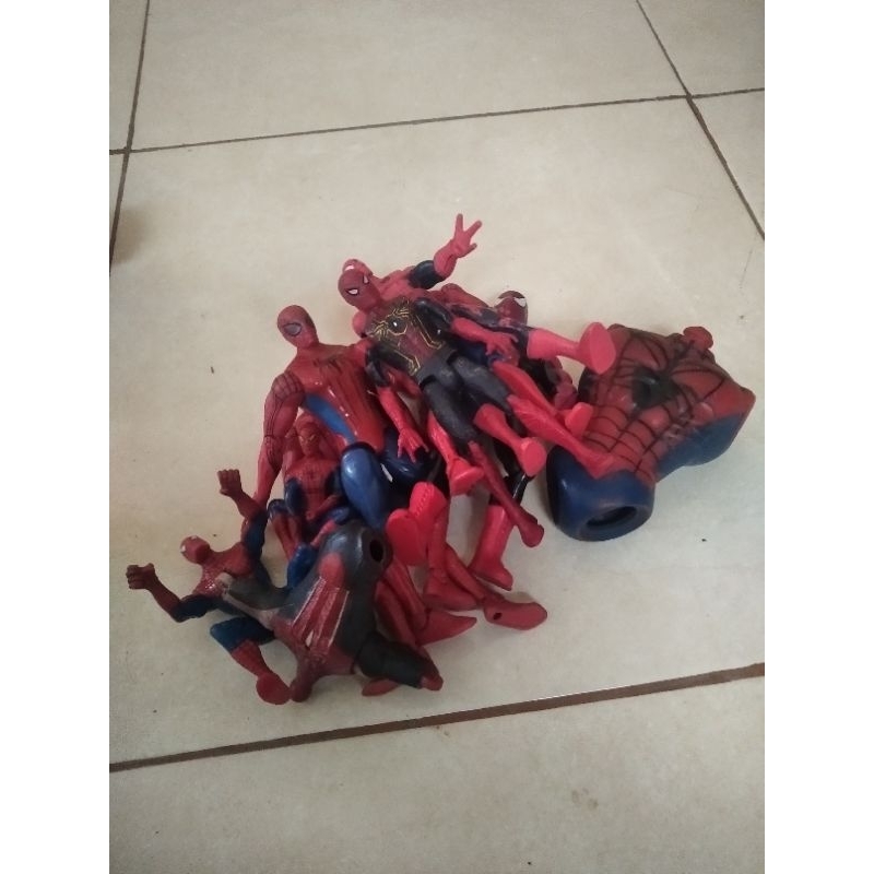 Action figure spiderman