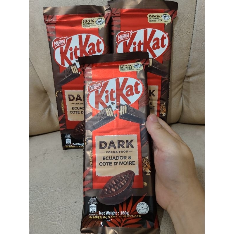 

Kit Kat Wafer Dark Chocolate Nestle 160 Gram