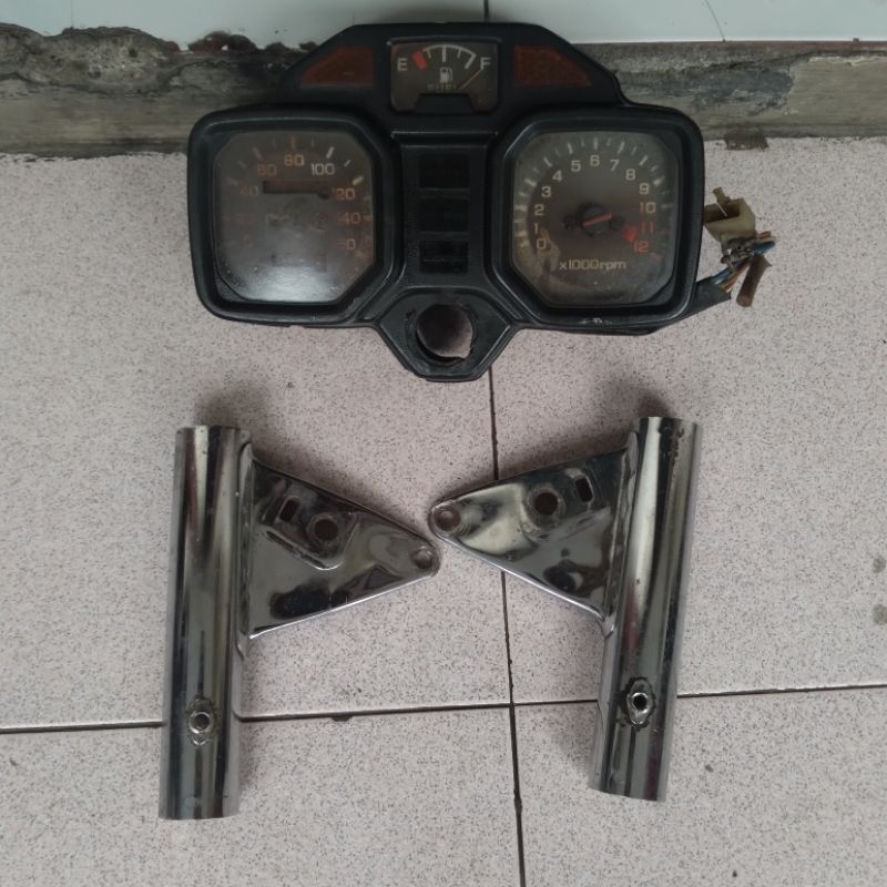Lampu depan set pangkon lampu ori gl100