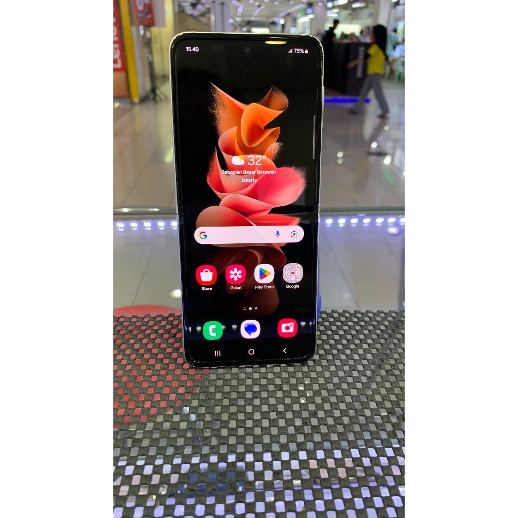 SAMSUNG GALAXY Z FLIP 3 5G 8/128GB SECOND SEKEN BEKAS RAM 8 INTERNAL 128