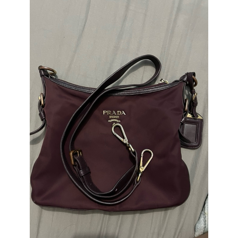 tas nylon prada preloved