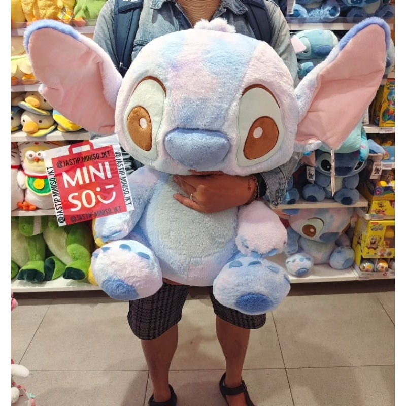MINISO Boneka SUPER JUMBO DISNEY STITCH / ANGEL Collection (sz.55cm)
