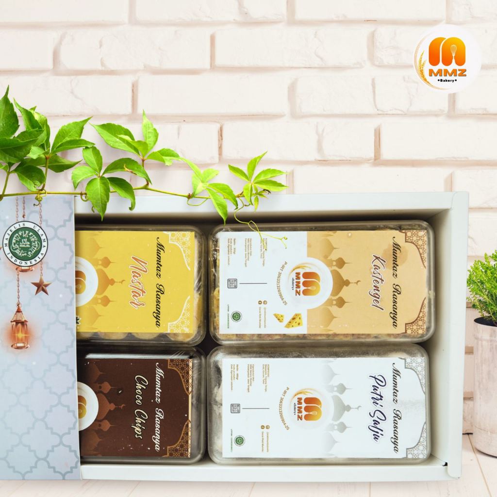 

Paket Hampers Kue Kering Lebaran Isi 4 Toples Chococips Kastangel Nastar Kurma Sukari Putri Salju Super Premium Quality