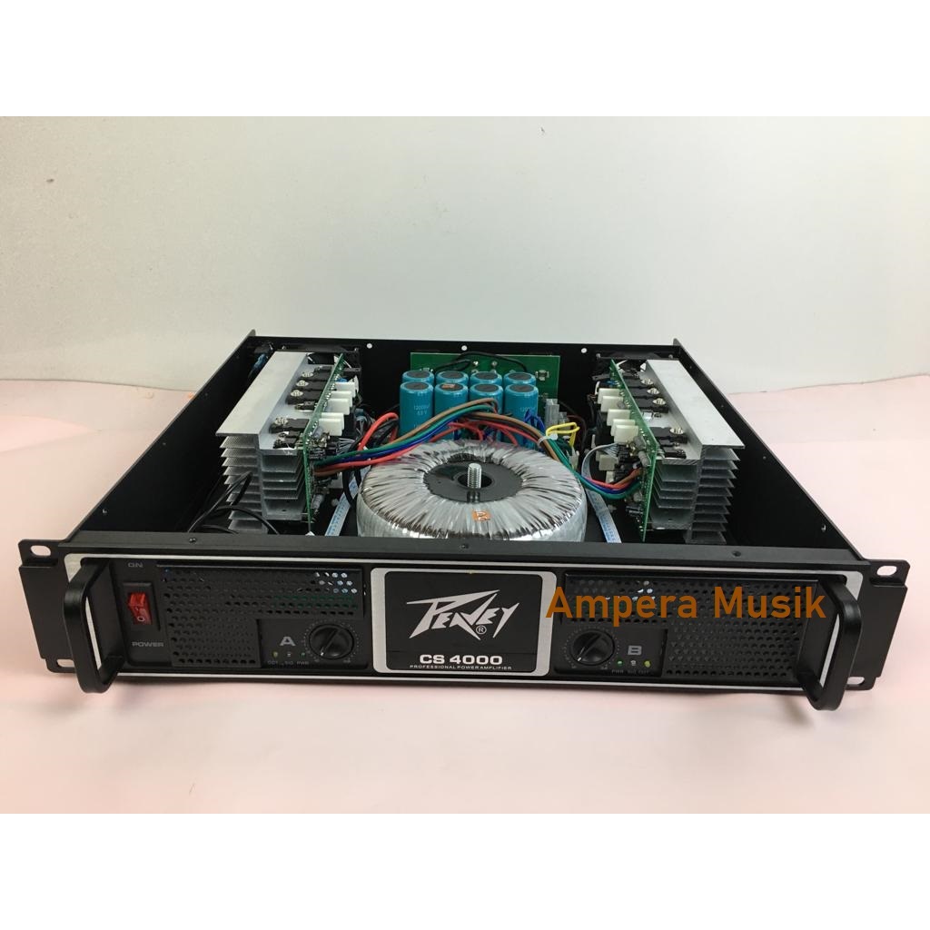 POWER AMPLIFIER PEAVEY CS 4000 / CS 4000 / CS4000