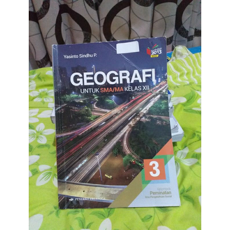 Preloved Buku Paket Geografi Erlangga Kelas12