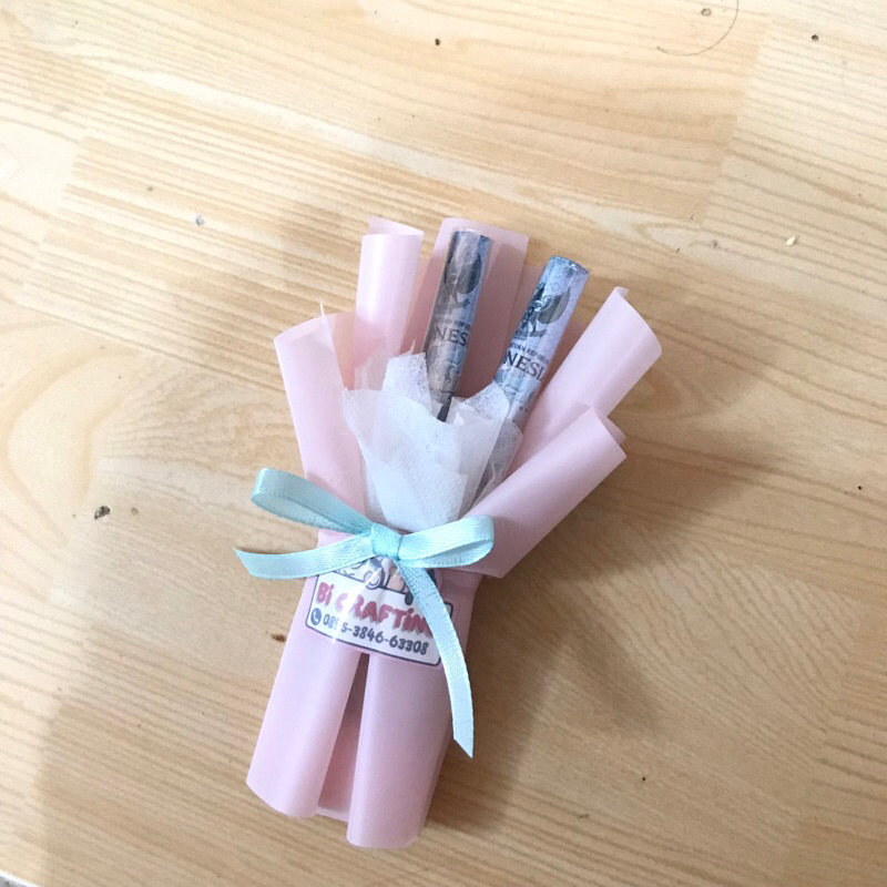 

Buket amplop lebaran