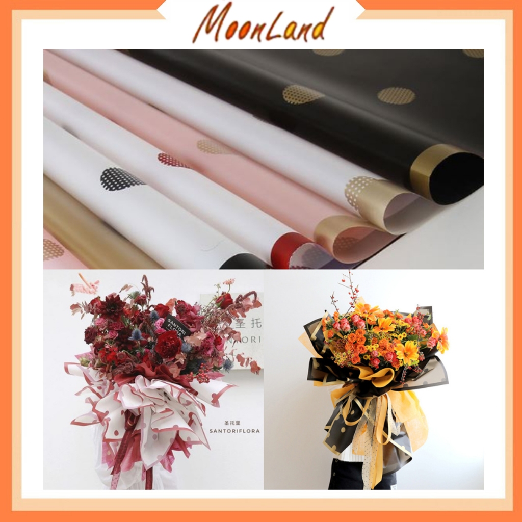 

Kertas Bunga Cellophane Motif Polkadot Warna Kombinasi Gold Line KB6030