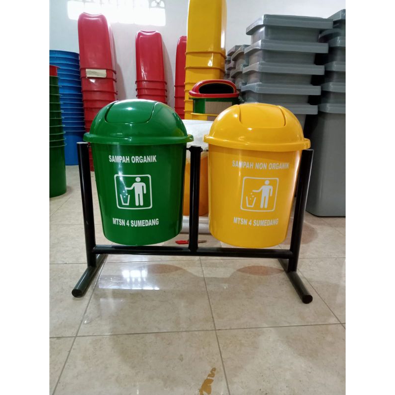 tempat sampah, tempat sampah outdoor , tempat sampah 2 pilah