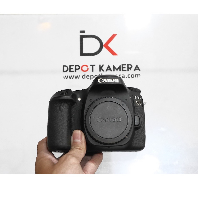 Second Kamera Canon eos 80D Body Only kode 083