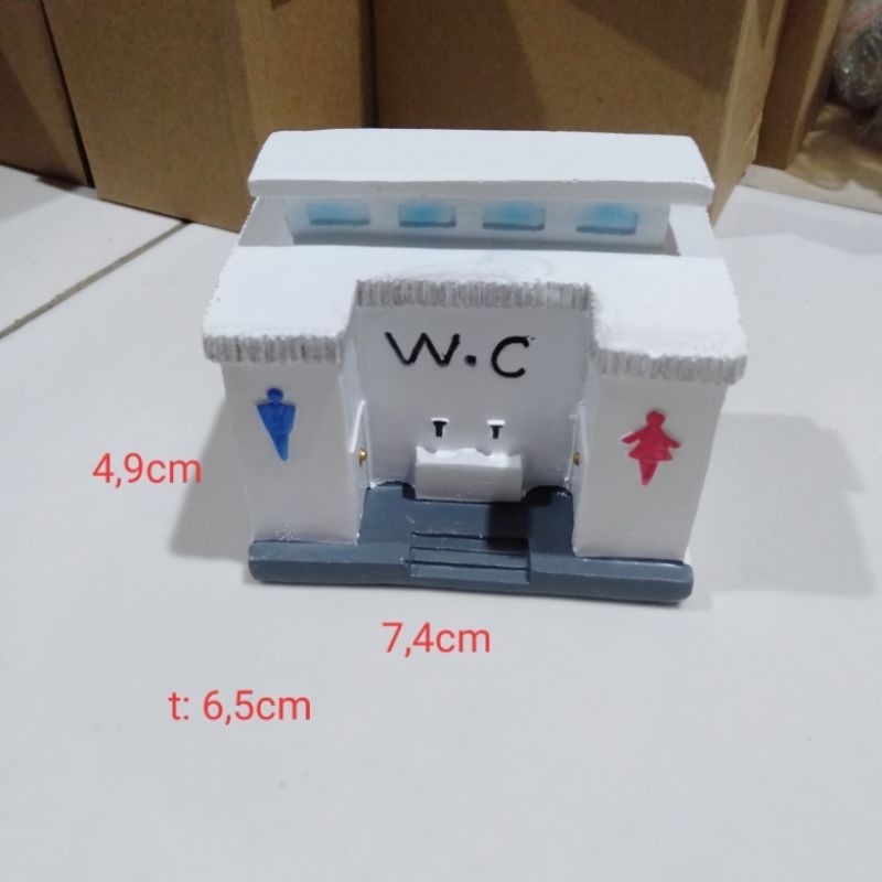 Miniatur Bangunan Toilet Miniatur WC Water Closet