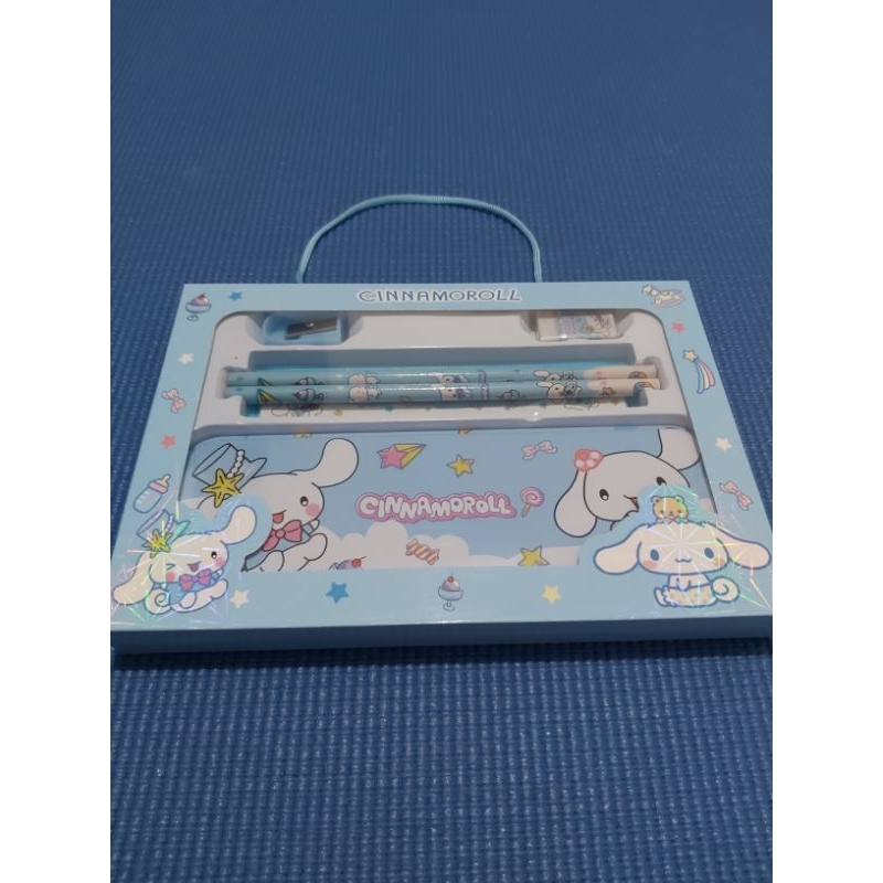 

STUDY SET SANRIO (HS 35)