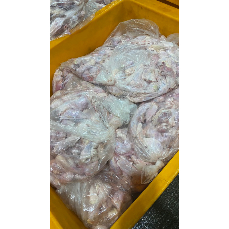 

KEPALA AYAM DAN SAYAP REJECT FRESH