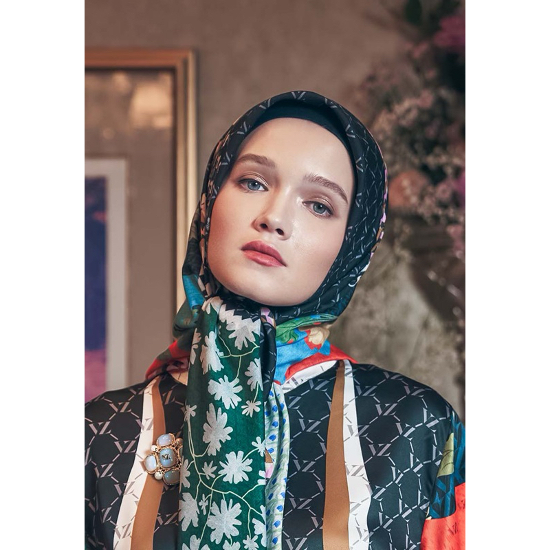 VZ Calantha Scarf