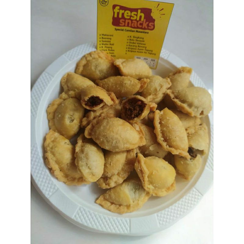 

Pastel Abon Fresh Snacks Surabaya