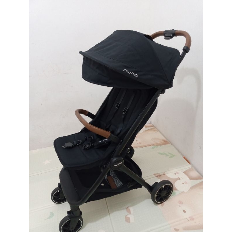 *HARGA NETT SELAMA IKLAN ADA BISA DI CO* Stroller Nuna Trvl preloved caviar travel stroller