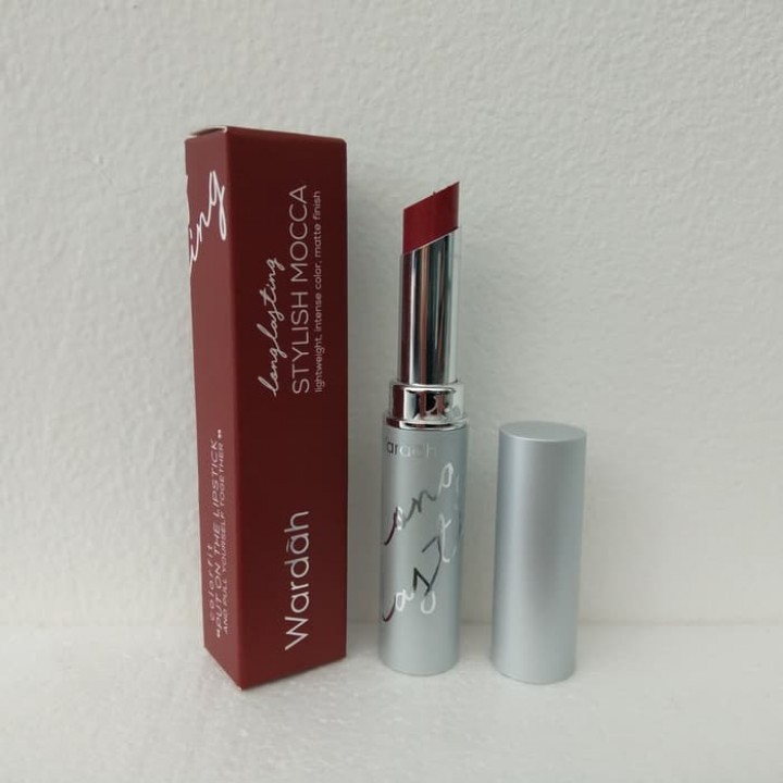 Wardah Lipstick Longlasting - Tahan Lama dan lembab di bibir - Lipstik batang Wardah