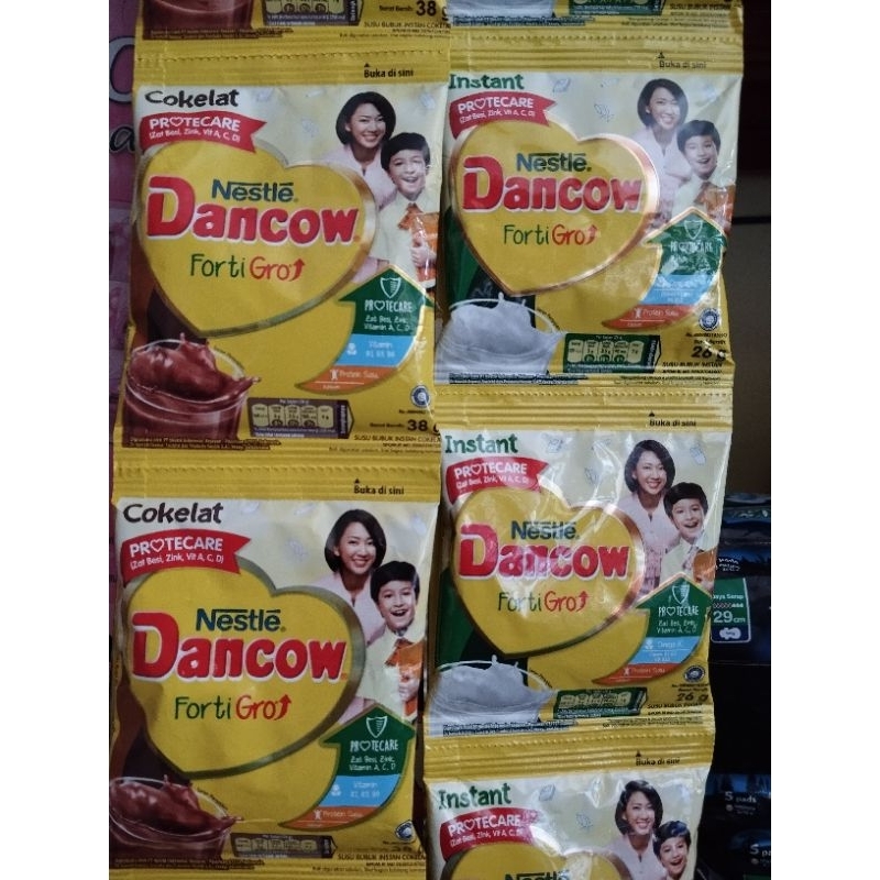 

DANCOW FORTIGRO SACHET COKLAT 38gr / VANILA 26gr