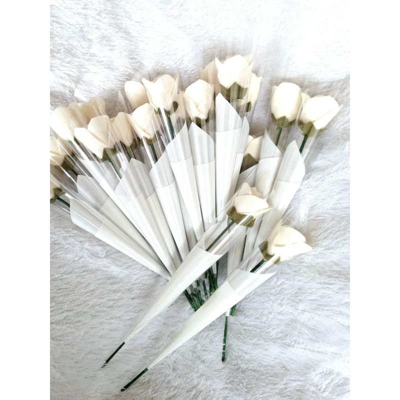 Bunga Flanel satuan murah | bunga mawar putih flanel | bunga valentine bunga wisuda- MAWAR PUTIH-