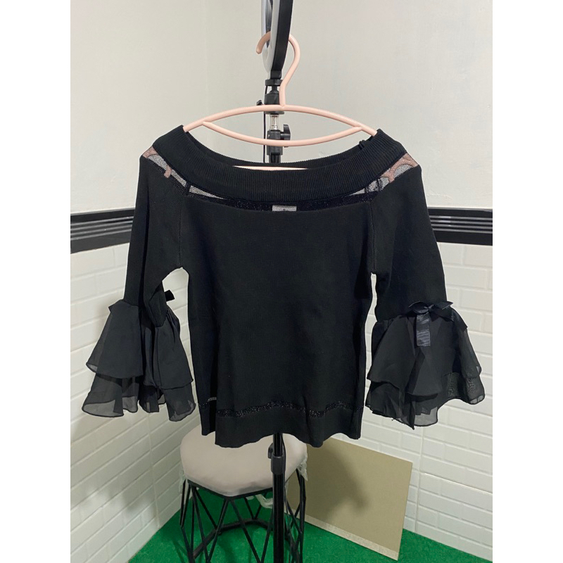 BLACK TOP ATASAN WANITA HITAM