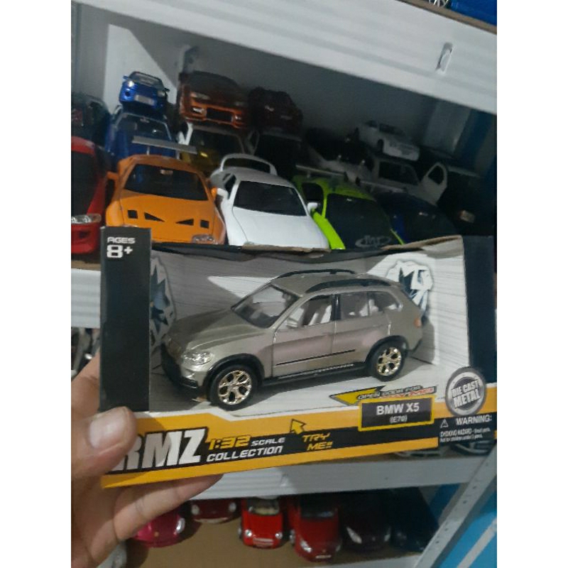 DIECAST RMZ BMW X5 SKALA 32 SOUND AND LIGHT