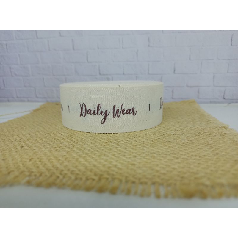 

label baju/label hijab bahan katun premium isi 300 pics panjang 15 rol