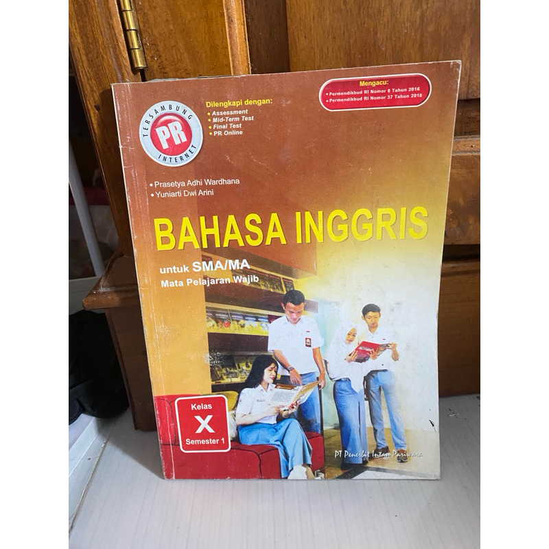 

lks bahasa inggris kelas 10 semester 1