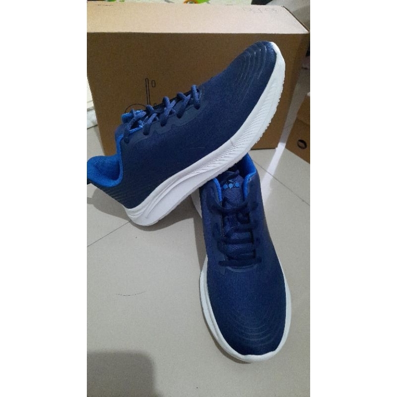 Sepatu Diadora Huzel Navy