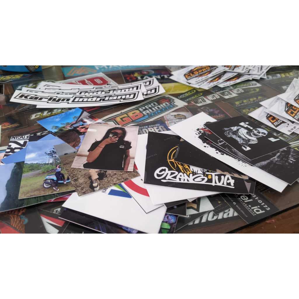 

Cetak Stiker Kemasan / Stiker Produk / Stiker Brand / Stiker Jualan Makanan Minuman Untuk Botol Juga Bisa, Kotak Foam Juga Bisa. Kardus Juga Bisa