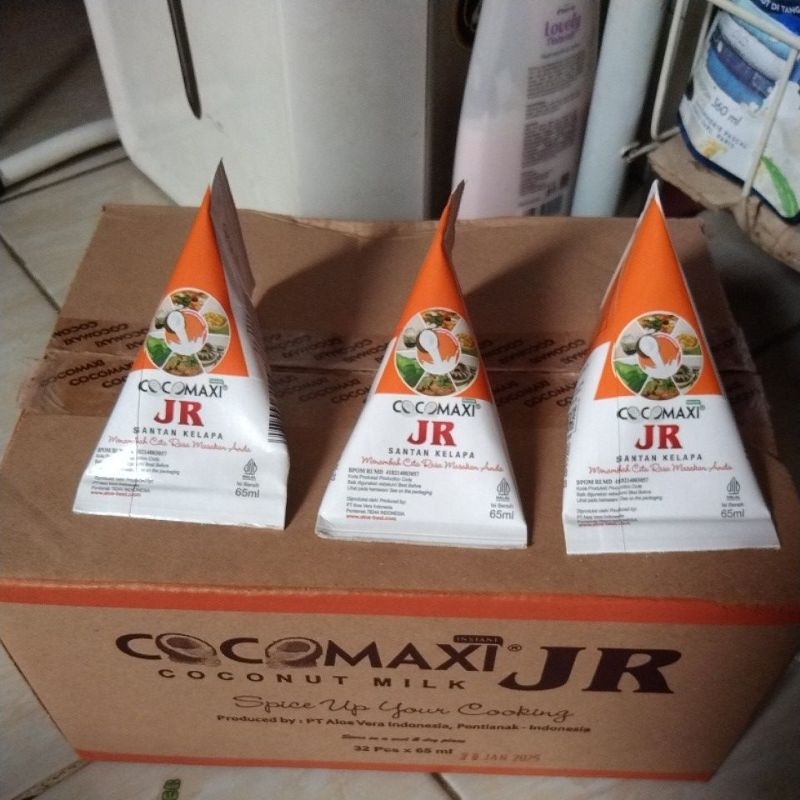 

Cocomaxi santan cair 65ml isi 3pc