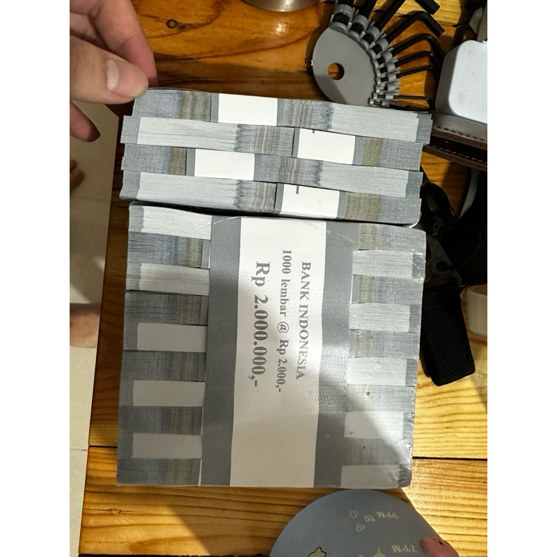 

kertas thr baru nominal kecil 2 ribu terbaru
