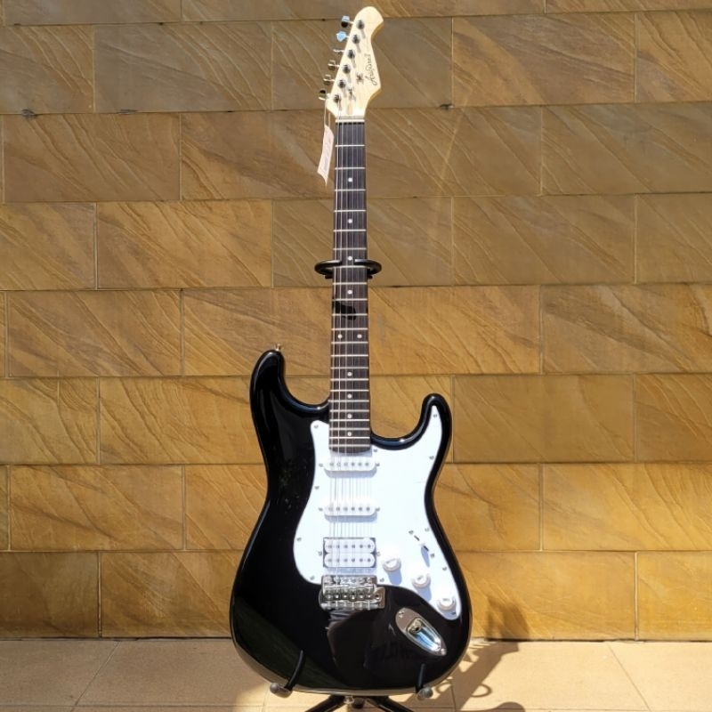 Gitar Elektrik Aria Pro STG 004 / STG-004 BK