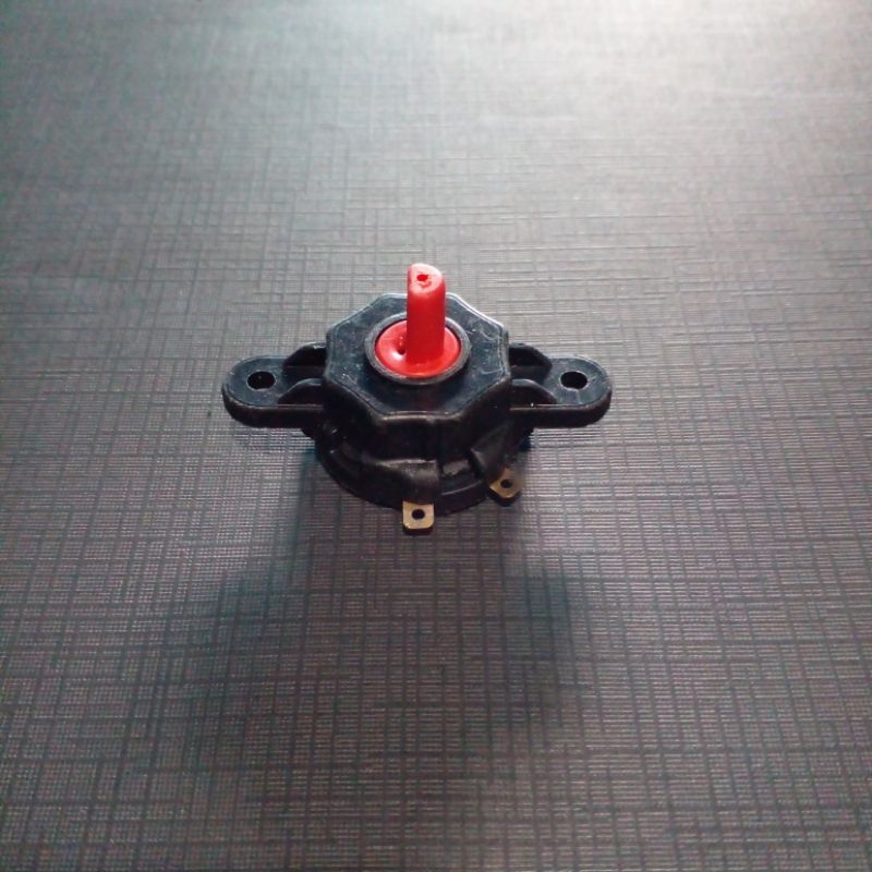 Saklar Kecepatan Kipas Angin Karakter