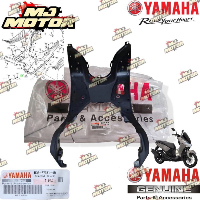 COVER BORDES PIJAKAN KAKI YAMAHA LEXI 125  ORIGINAL B3F-F7481-00