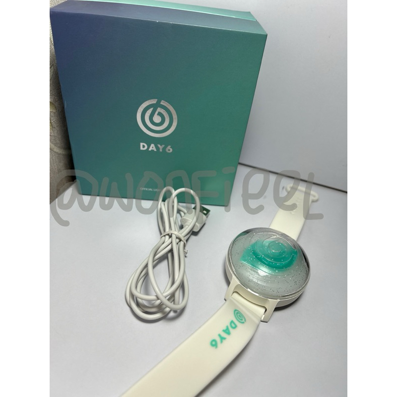 OFFICIAL LIGHTBAND DAY6 VER 1 (pemakaian pribadi)