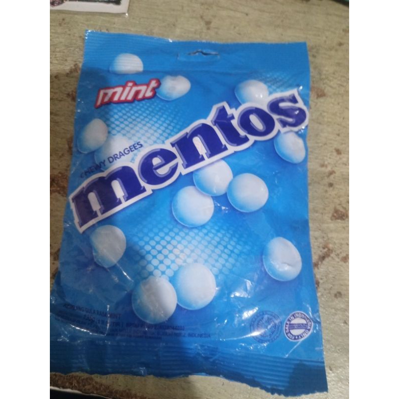 

Permen Mentos 1 Pack isi 50 Butir