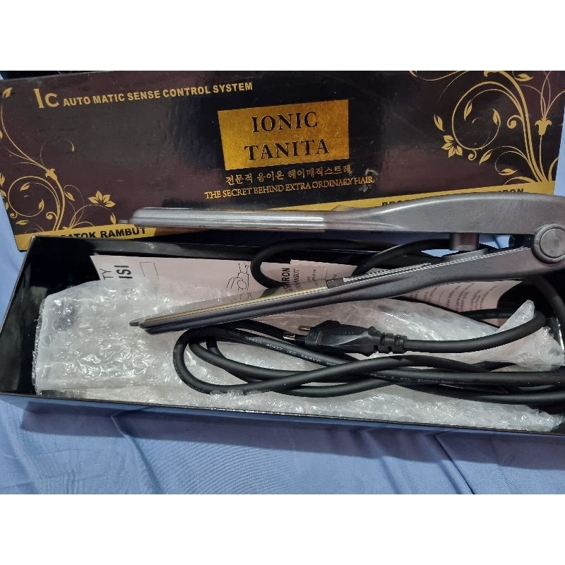 (PRELOVED) CATOK RAMBUT IONIC TANITA