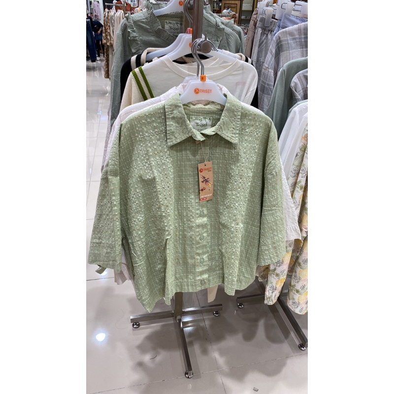 Triset atasan bertekstur | Kemeja Triset