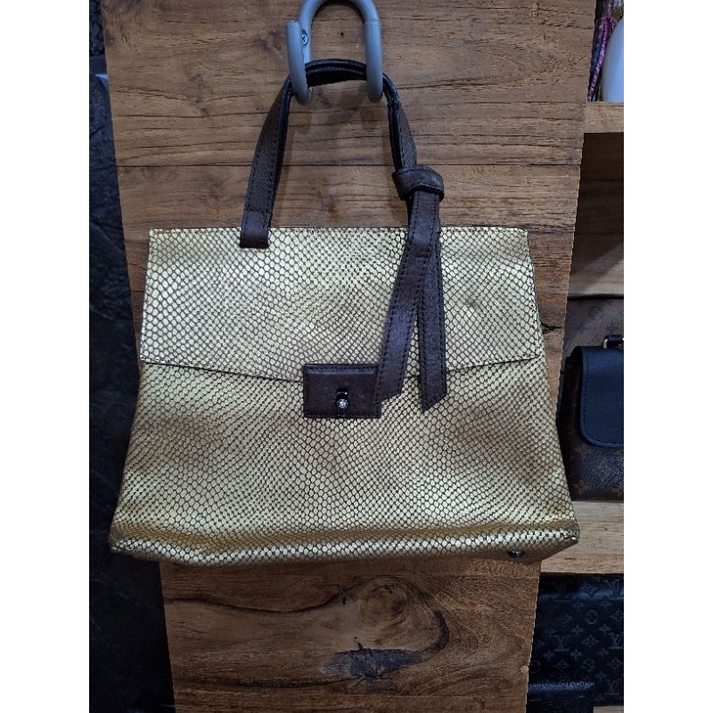 Tas wanita korea warna Gold