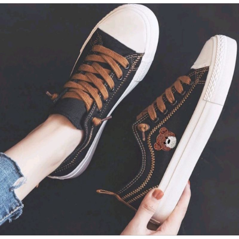 Sepatu Kanvas Wanita SW08 sepatu wanita