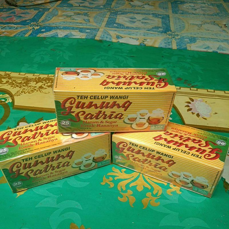 

TEH CELUP WANGI GUNUNG SATRIA KOTAK ISI 25 KANTONG 50g