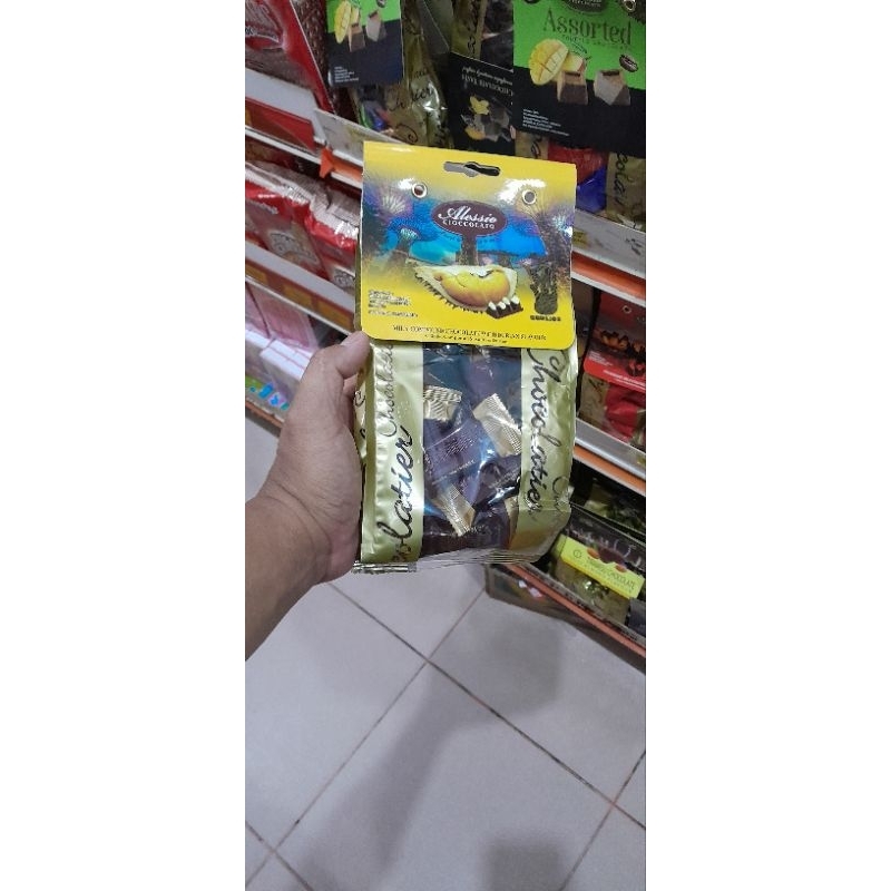 

ALESSIO MERLION 75 gr Dolye pack durian strawbery greentea White Topping coklat