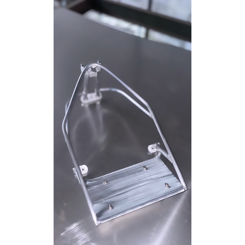 SUBFRAME + DUDUKAN AKI VARIO