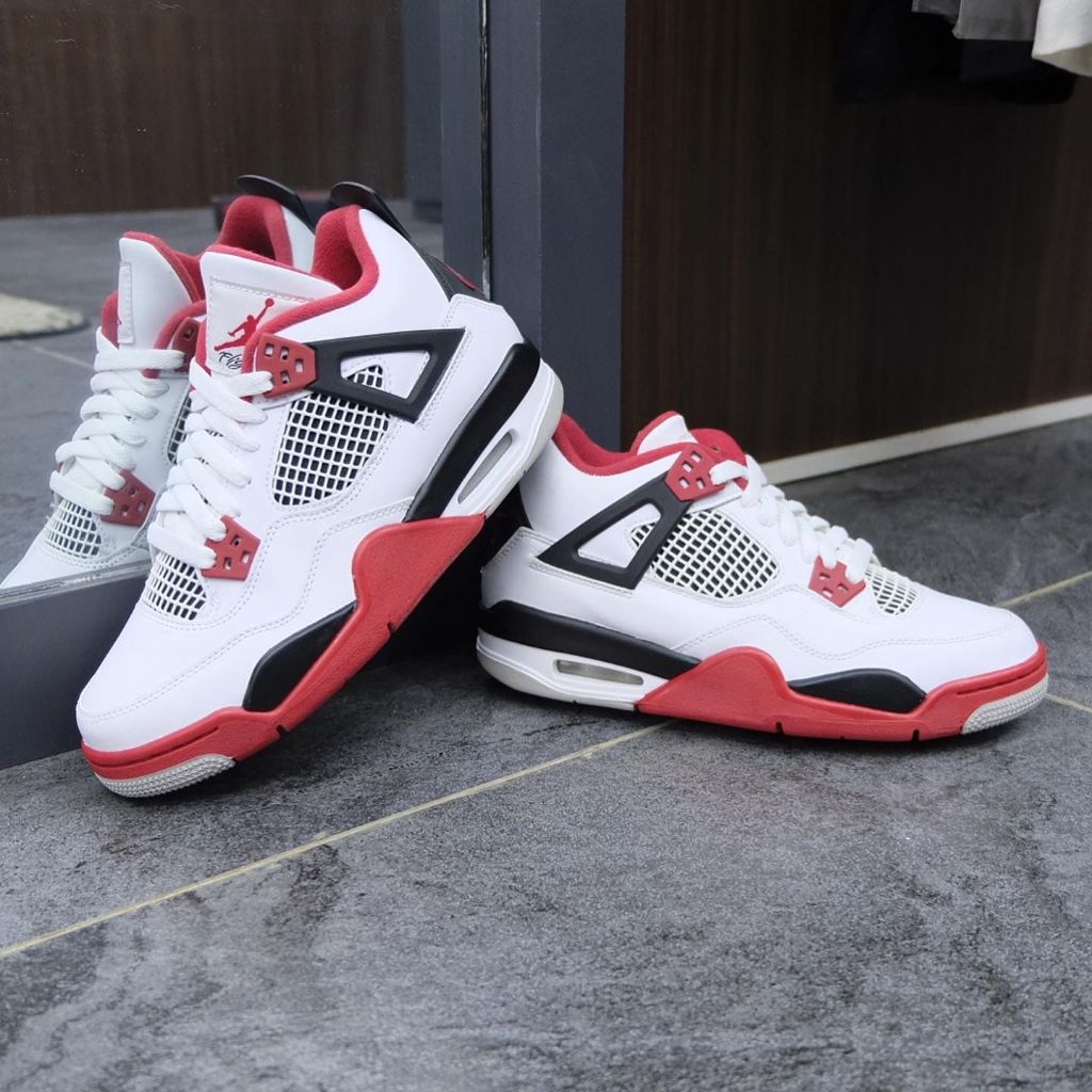 air jordan 4 fire red 2020