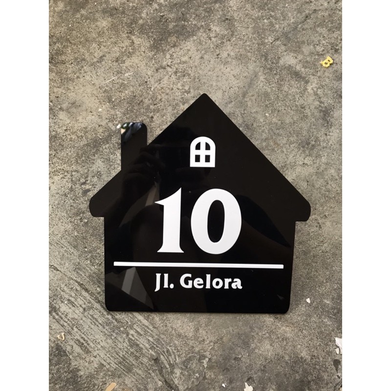 

Nomor Rumah Akrilik 2 Lapis Huruf Timbul